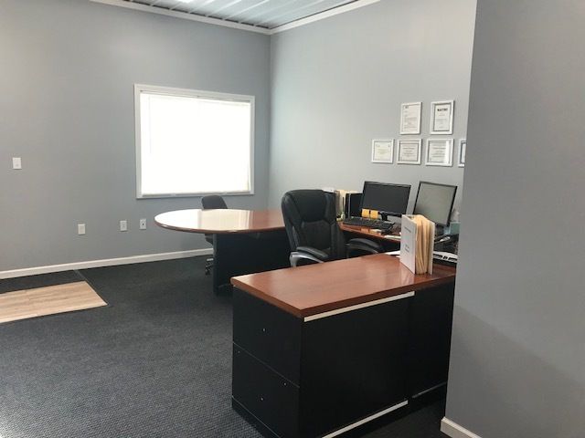 Office For Sale: 4055 S Evergreen Dr, Newaygo, MI 49337